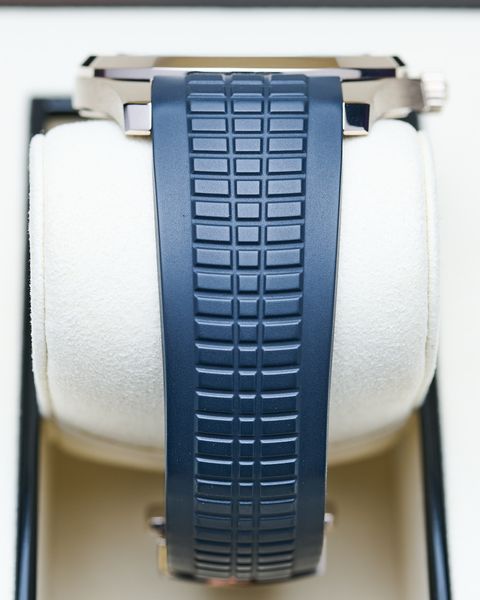 Patek Philippe Aquanaut 5168G-001